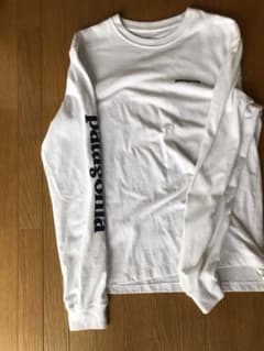 patagonia ホワイト ロングスリーブ Tシャツのサムネイル