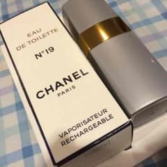 CHANEL 19番 100ml 未使用のサムネイル
