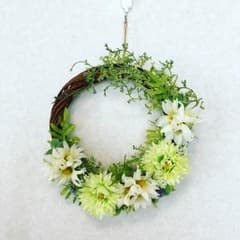 ★グリーンアレンジリース   ガーベラ&マーガレットのサムネイル