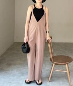 未使用　She's Closetリネンコットン深Vネックサロペットのサムネイル