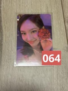 TWICE ナヨン Taste of Love トレカ 064のサムネイル
