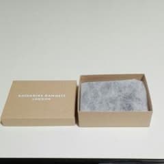 ぶたのしっぽ様専用　キャサリンハムネット　財布のサムネイル
