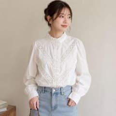 SEZANE セザンヌ　レース　刺繍　長袖シャツ　白　カットワーク　フリル SEZANE セザンヌ レース 刺繍 長袖シャツ 白 カットワーク フリル