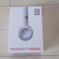 Beats by Dr Dre SOLO3 WIRELESS シルバーのサムネイル