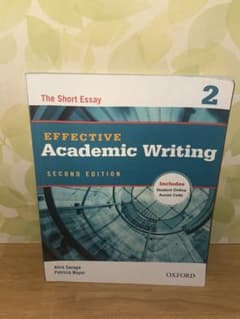 Effective Academic Writing 2 第二版のサムネイル