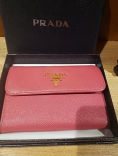 ★M プロフ必読様専用★PRADA プラダ 財布のサムネイル