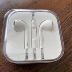 iPhone イヤホン　Apple純正のサムネイル
