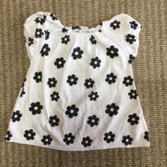 白　花柄トップスのサムネイル