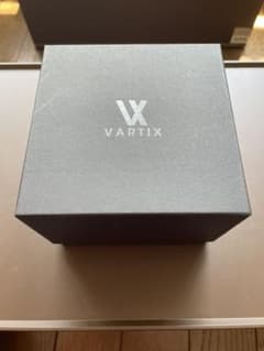 VARTIX GROWTH 腕時計のサムネイル