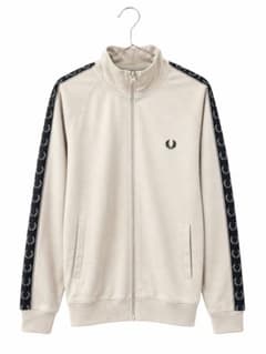 【10000円➡︎8000円お値下げ中】フレッドペリー トラックジャケットのサムネイル