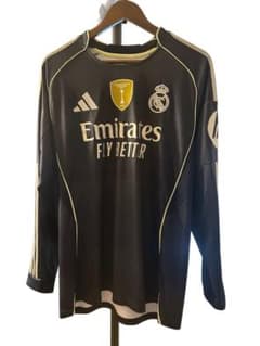 Real Madrid Valverde 8 長袖ユニフォーム - メルカリ