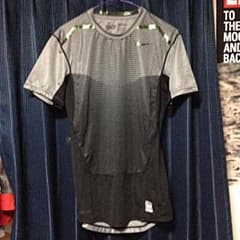 NIKE PRO COMBATのサムネイル