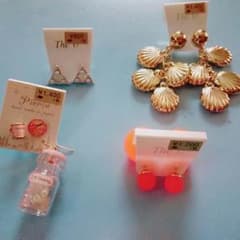 イヤリングセット (新品未使用)のサムネイル