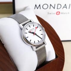 専用 MONDAINE 腕時計 エヴォ 25mm メッシュブレス 外箱 1993 専用 MONDAINE 腕時計 エヴォ 25mm メッシュブレス 外箱 1993 - メルカリ