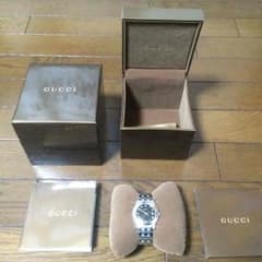GUCCI腕時計ほぼ未使用のサムネイル