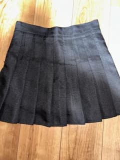 黒 ミニスカートのサムネイル