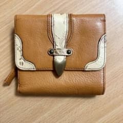 カズヨナカノ　新品　三つ折り財布のサムネイル