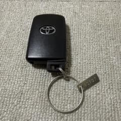 トヨタ アルファード　スマートキーのサムネイル