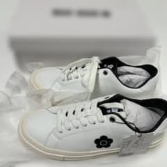 MARY QUANT スニーカー 新品 23.5~24 マリクワ ホワイト M - メルカリ