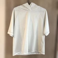 PUMAプーマ　半袖パーカー　レディースSのサムネイル