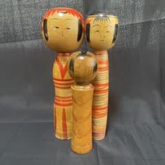 Thumbnail of 1968年製 伝統こけし3体セット 新山久志 斎藤弘道 秋田木地山工芸品