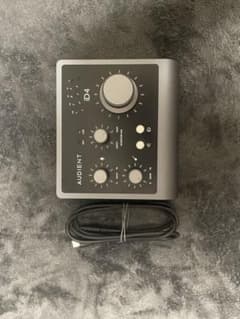 AUDIENT iD4 MKⅡオーディオインターフェイス 本体のサムネイル