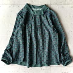 美品 ホコモモラ 洗える 42 定価2.5万 刺繍 ブラウス フォレストグリーン 美品 ホコモモラ 洗える 42 定価2.5万 刺繍 ブラウス フォレスト