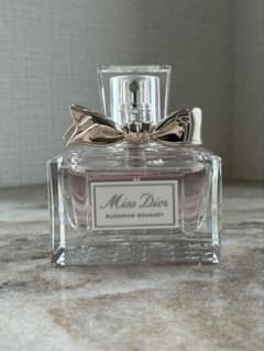 Dior　ミスディオール ブルーミングブーケ　30mlボトルのサムネイル