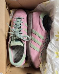 【】タバコ TOBACCO ピンクモスグリーン 23.5 スエード adidas】タバコ TOBACCO ピンクモスグリーン 23.5 スエード - メルカリ