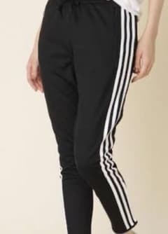 adidas トラックパンツのサムネイル