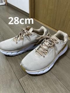 HOKA ONE ONE ELEVON 2