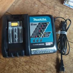 Makita マキタ 急速充電器 DC18RC 本体のサムネイル