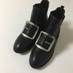 フラッフ's様専用【新品・未使用】サイドゴア バックル ショートブーツ 25.0のサムネイル