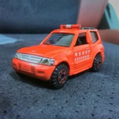 トミカ　パジェロ　消防指揮車のサムネイル