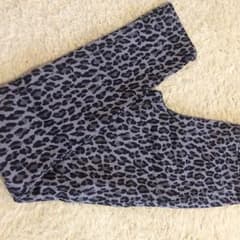 ヒョウ柄☆グレーレギンスパンツ☆s sizeのサムネイル
