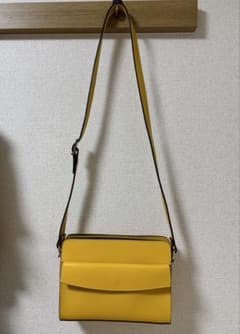 マルコビアンチーニ　イエロー ショルダーバッグのサムネイル