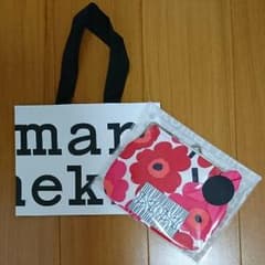 marimekko がま口ポーチ (新品・未使用)のサムネイル