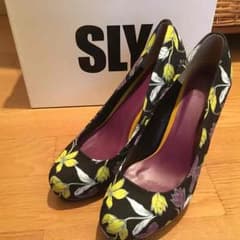 SLY パンプスのサムネイル