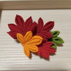 【紅葉】つまみ細工　髪飾り卒業式 成人式 和装 かんざし 袴 振袖　夏祭り浴衣のサムネイル