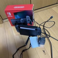 Nintendo Switch 本体 グレーのサムネイル
