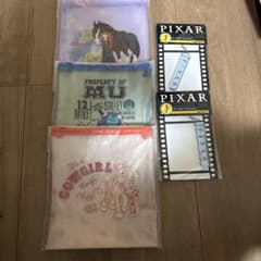PIXAR ハッピーくじ ポーチ キーホルダーのサムネイル