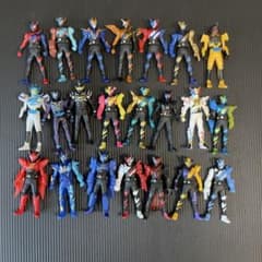 仮面ライダー　ビルド　ソフビ 22体セットのサムネイル