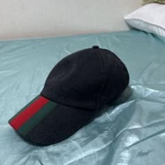 GUCCI GGキャンバス ベースボールキャップ ブラックのサムネイル