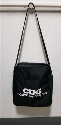 COMME des GARCONS　ショルダーバッグ　黒　CDG 本物　正規品のサムネイル