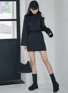 新品タグ付き♡ ニットミニワンピのサムネイル