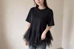 【新品タグ付き】ラインストーン キラキラ チュール切替 Tシャツ ブラックのサムネイル