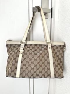 GUCCI ショルダーバッグ 難ありギャランティカードあり - メルカリ