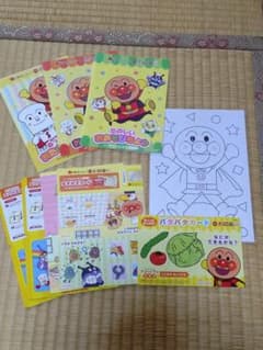 すかいらーくグループ アンパンマンクラブ おあそびセットのサムネイル