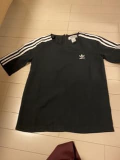 adidas Tシャツのサムネイル