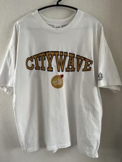 カオヨリナカミ フリークスストア Tシャツ CITYWAVE 白のサムネイル